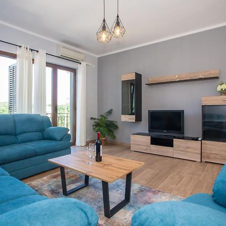 Apartment Anna Porec Esterno foto