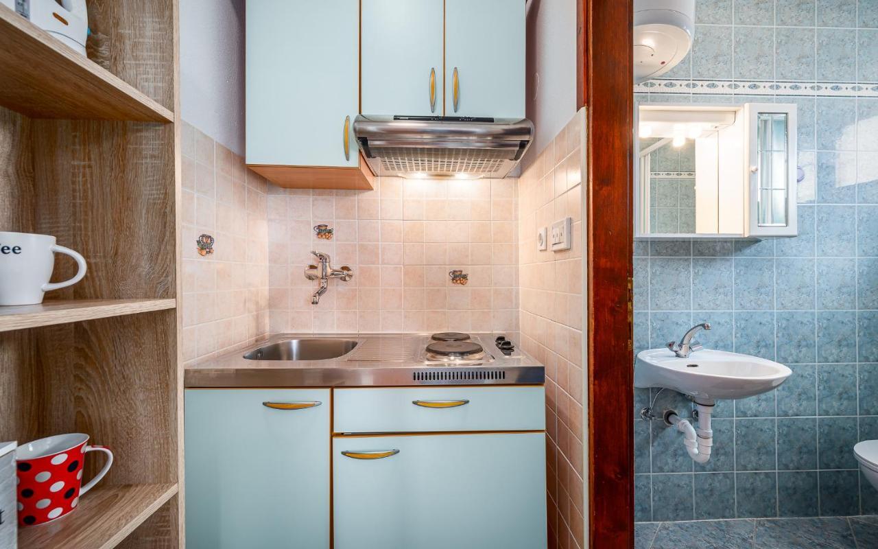 Apartment Anna Porec Esterno foto